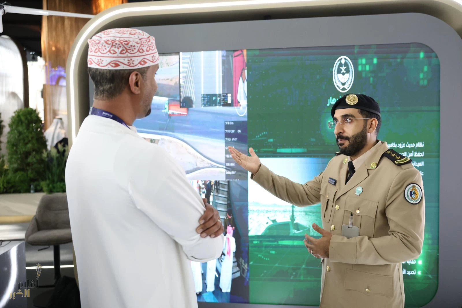 حرس الحدود يشارك ضمن جناح وزارة الداخلية في معرض سيتي سكيب العالمي 