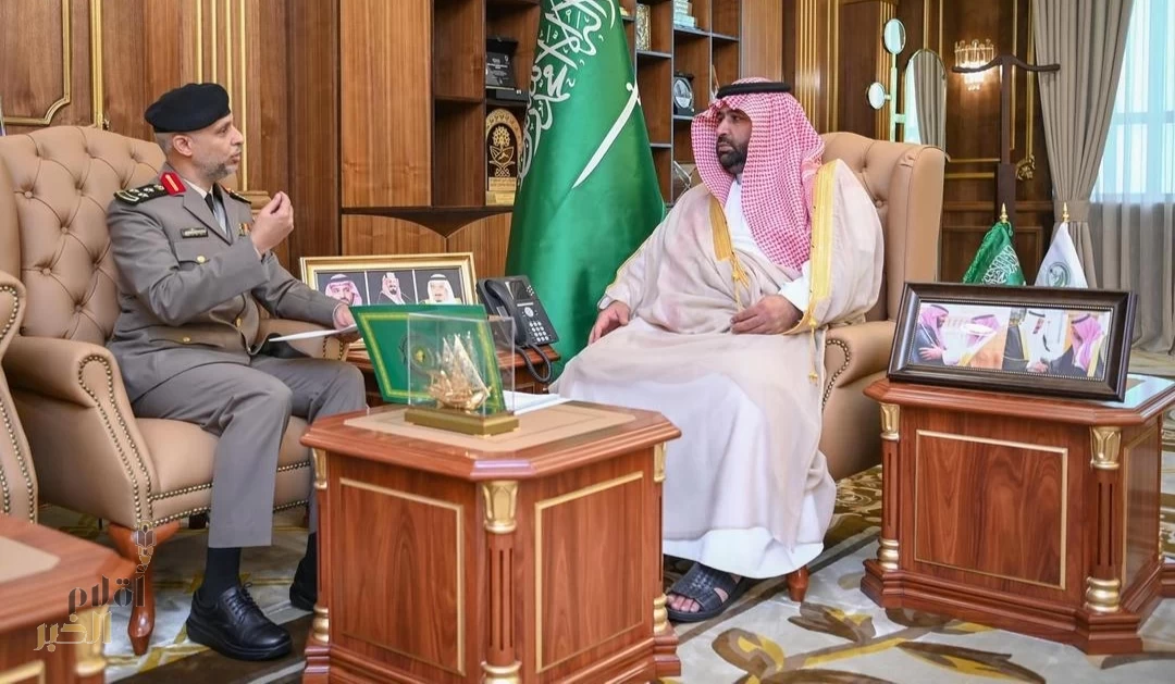 أمير جازان يستقبل مدير مكافحة المخدرات بالمنطقة