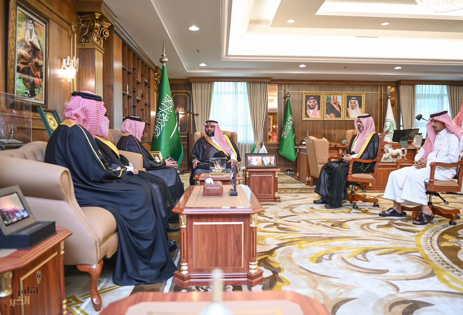 أمير جازان يستقبل الرئيس التنفيذي للمركز الوطني لتنمية القطاع غير الربحي