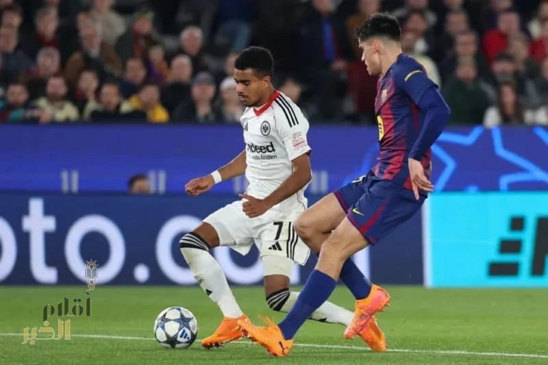 برشلونة يقلب الطاولة على فرانكفورت بثنائية كوندي في دوري الأبطال
