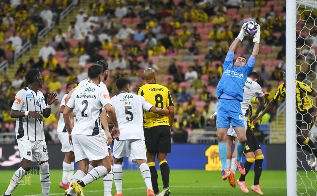 النمر الاتحادي يفترس الليث في جدة ويقفز للسادس