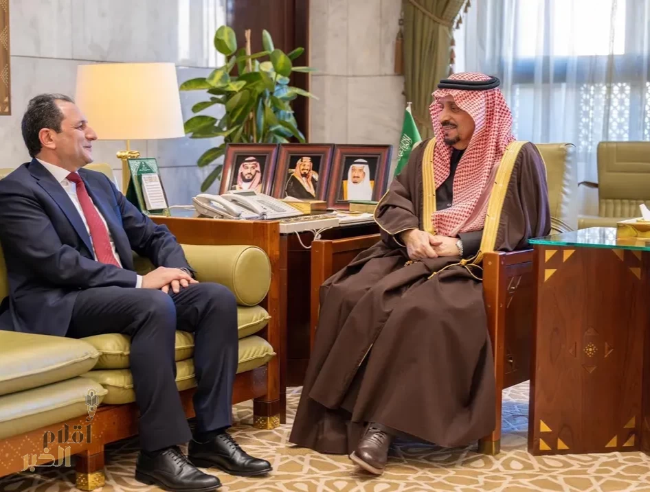 أمير منطقة الرياض يستقبل سفير لبنان المعيّن حديثًا لدى المملكة