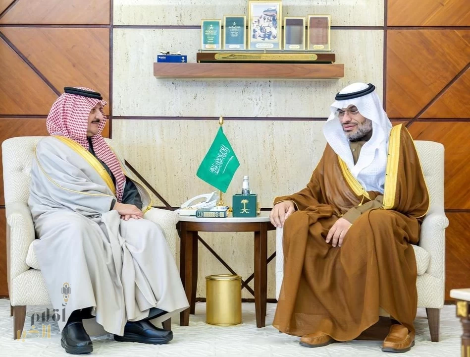 أمير المنطقة الشرقية يستقبل رئيس وأعضاء جمعية مساعدة المتأخرين عن الإنجاب "إنجاب"