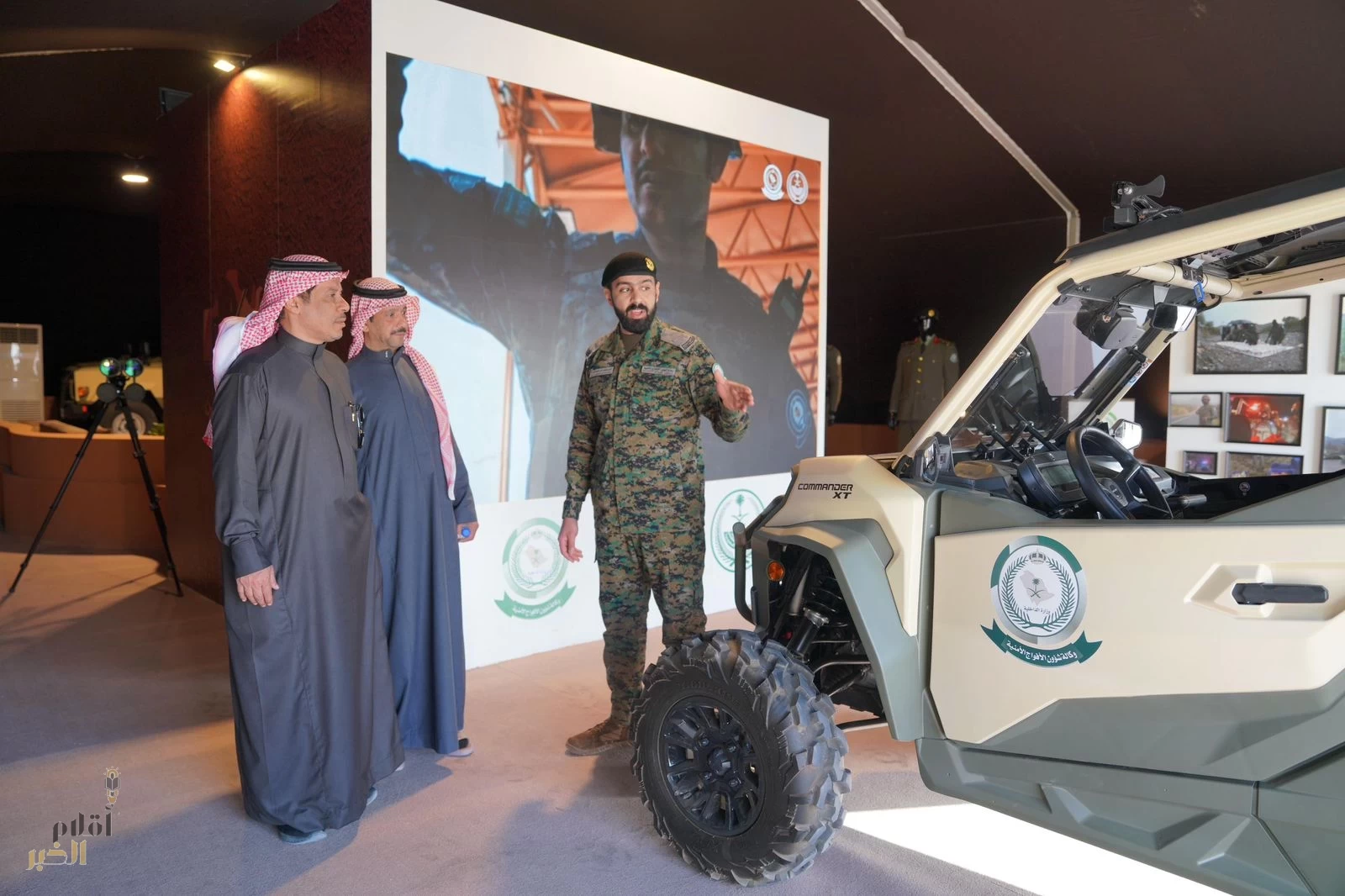 وكالة وزارة الداخلية لشؤون الأفواج الأمنية تستعرض مركبة الـBUGGY في معرض واحة الأمن