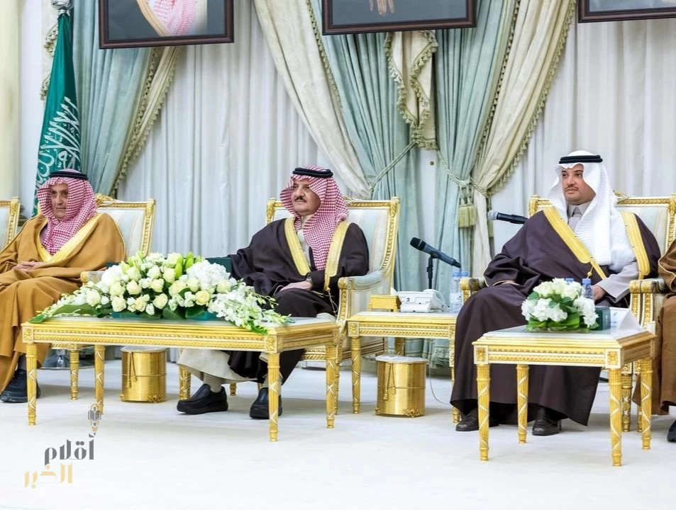 أمير الشرقية يلتقي أهالي الأحساء ويؤكد عمق العلاقة والشراكة في مسيرة التنمية