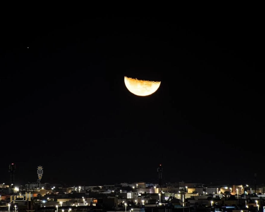 رصد التربيع الأخير لقمر رجب اقترانه بنجم السماك الأعزل (Spica) في سماء الحدود الشمالية