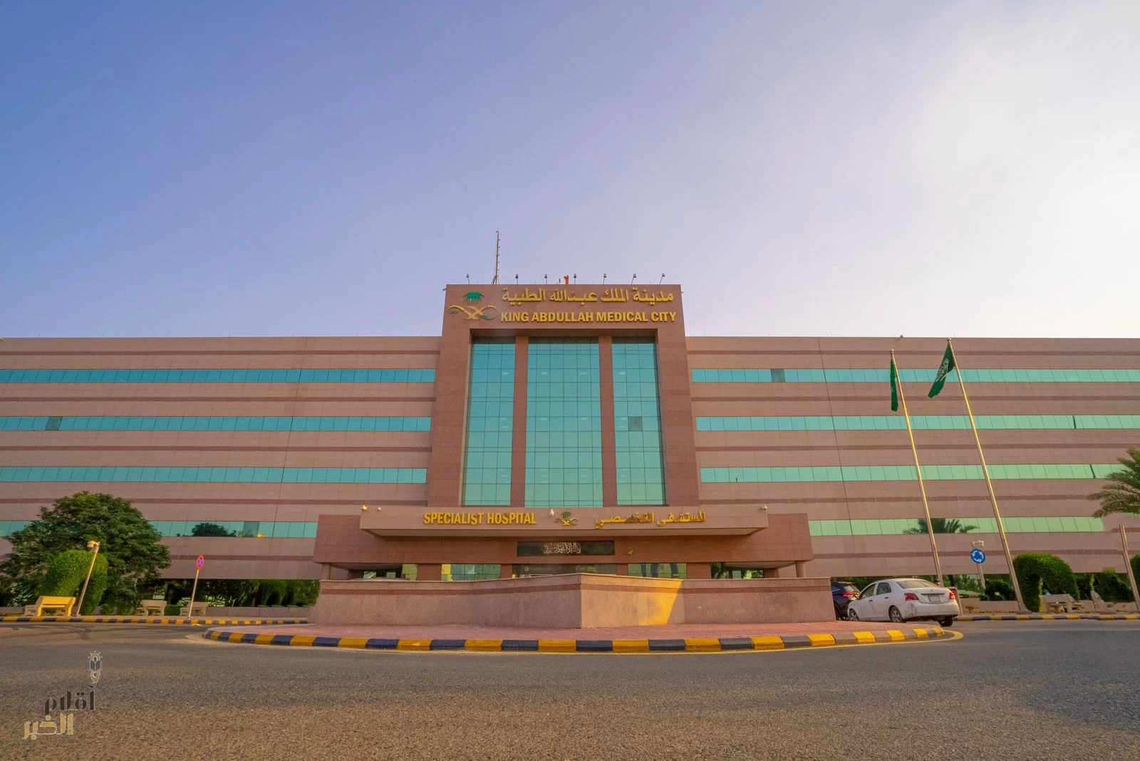 150 عملية منظار للعمود الفقري بـ طبية مكة تواكب رؤية 2030 