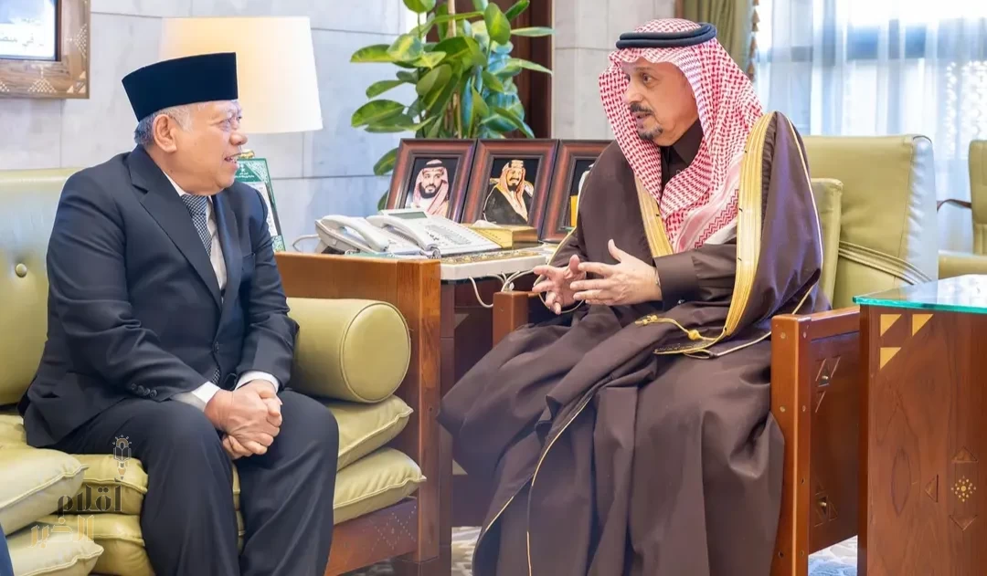 أمير منطقة الرياض يستقبل سفير إندونيسيا لدى المملكة