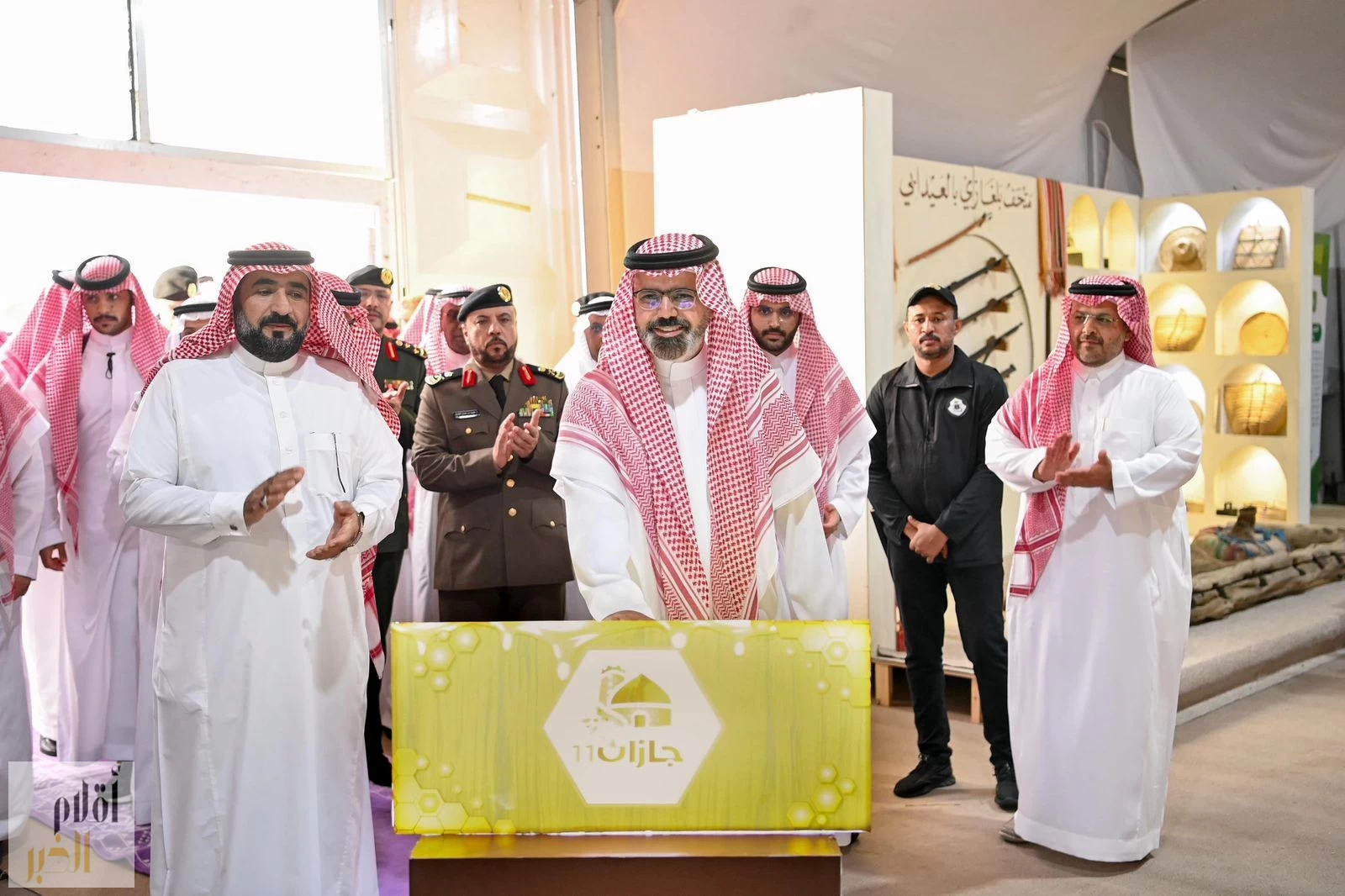 الأمير ناصر بن محمد يُطلق معرض عسل جازان 2026