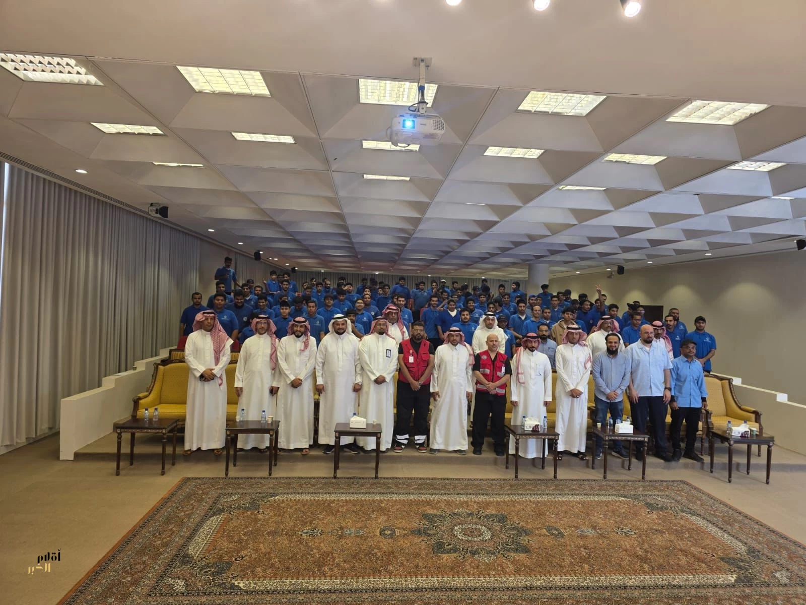 869 برنامجًا تدريبيًا و53 ألف مستفيد نمو استثنائي في التدريب والتثقيف المجتمعي بالباحة خلال عام 2025م