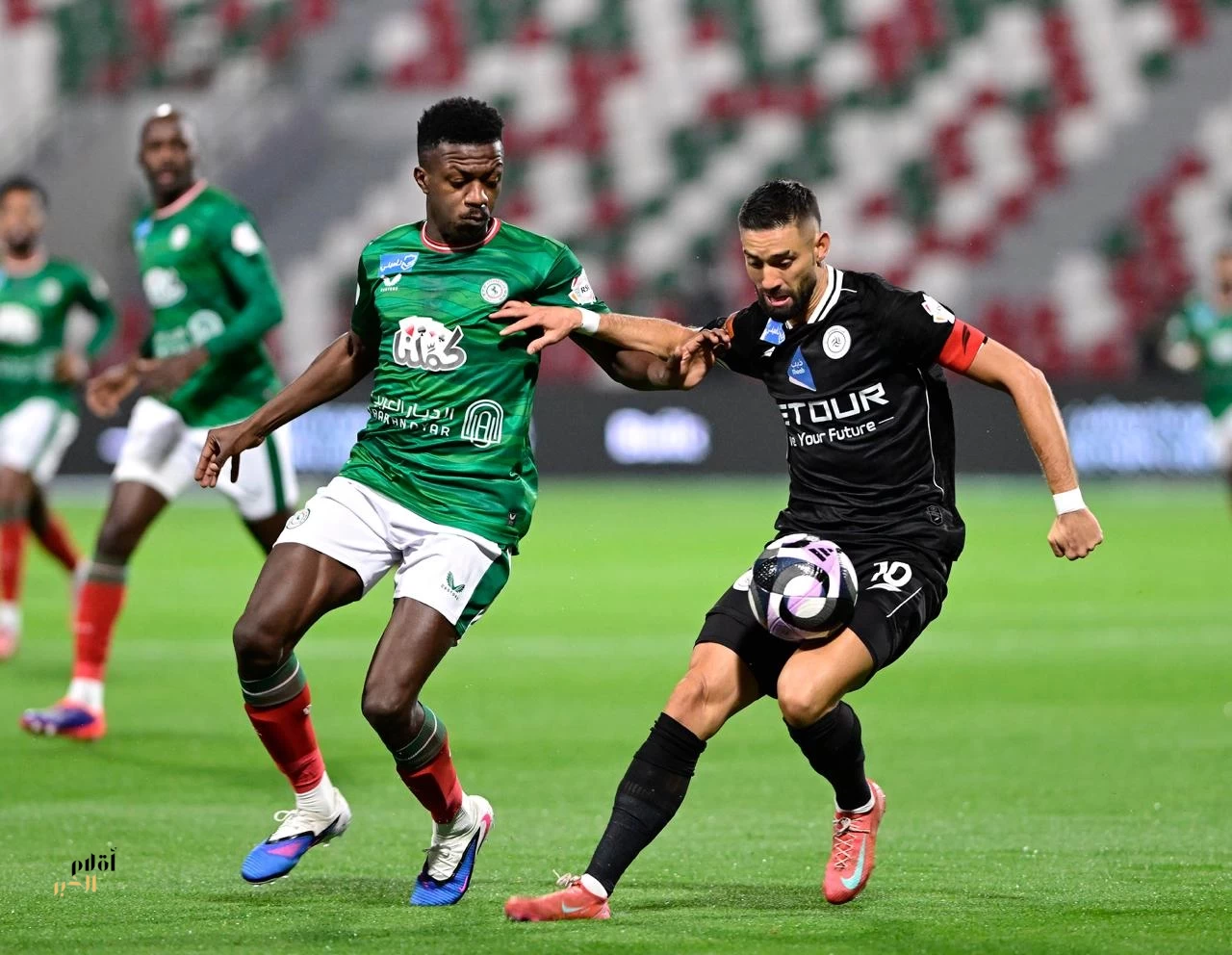 هدفان في دقائق حاسمة يفرضان التعادل بين الاتفاق والشباب