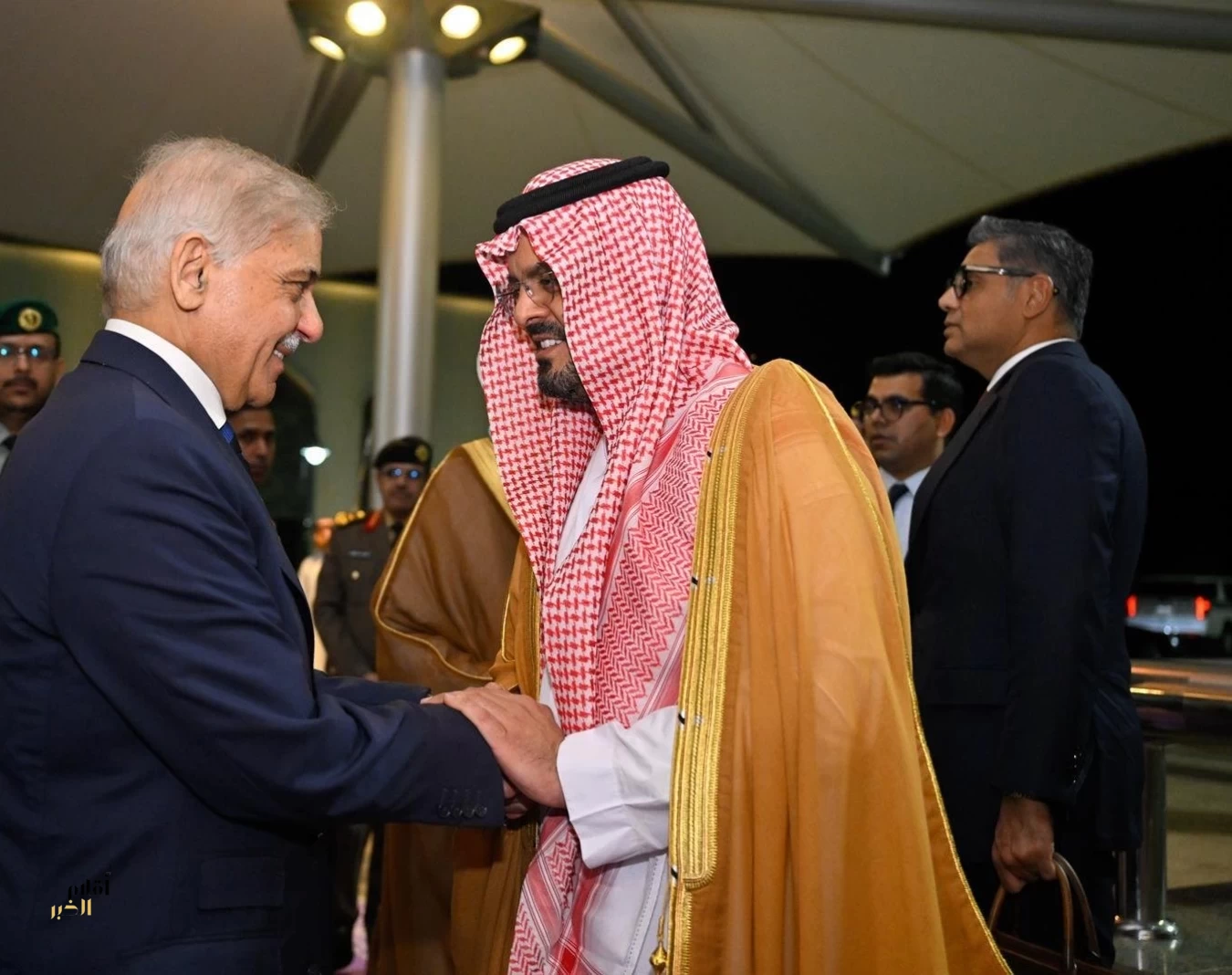 رئيس وزراء جمهورية باكستان الإسلامية يُغادر جدة