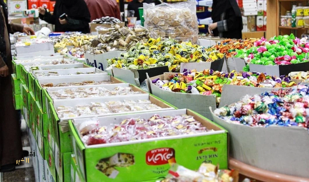 انتعاش الحركة التجارية بالأسواق والمجمعات في محافظة طريف قبيل عيد الفطر