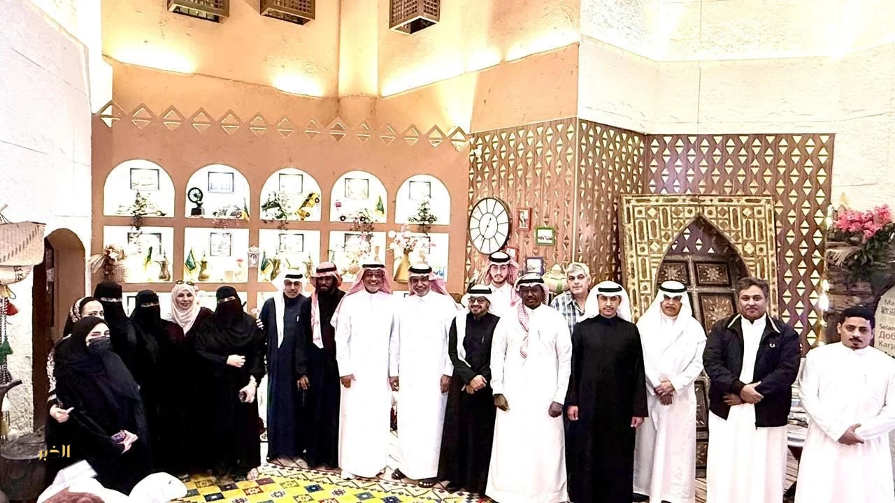 سفراء الأمل يلتقون على مائدة الإفطار بمطعم ماضينا