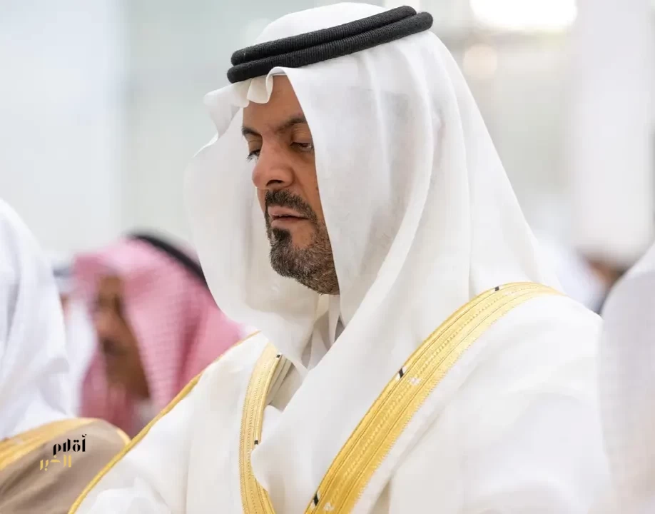 نائب أمير منطقة مكة المكرمة يؤدي صلاة عيد الفطر مع جموع المصلين