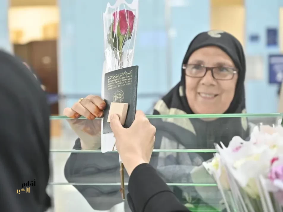 "الجوازات" تشارك المسافرين فرحة عيد الفطر عبر المنافذ الدولية