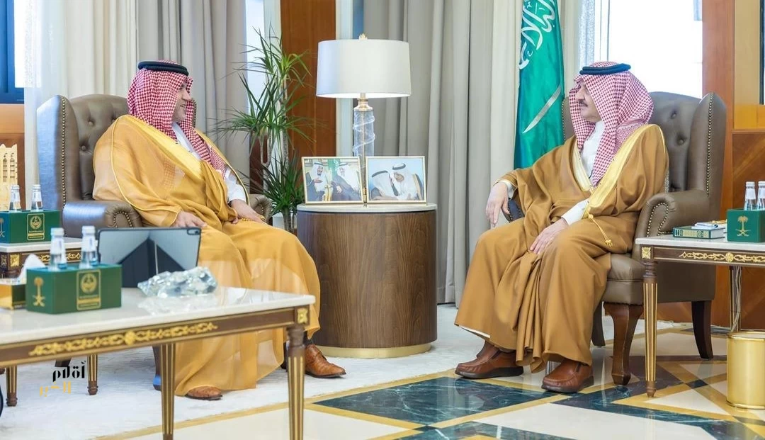 أمير المنطقة الشرقية يستقبل رئيس وأعضاء جمعية بنك الطعام السعودي "إطعام"