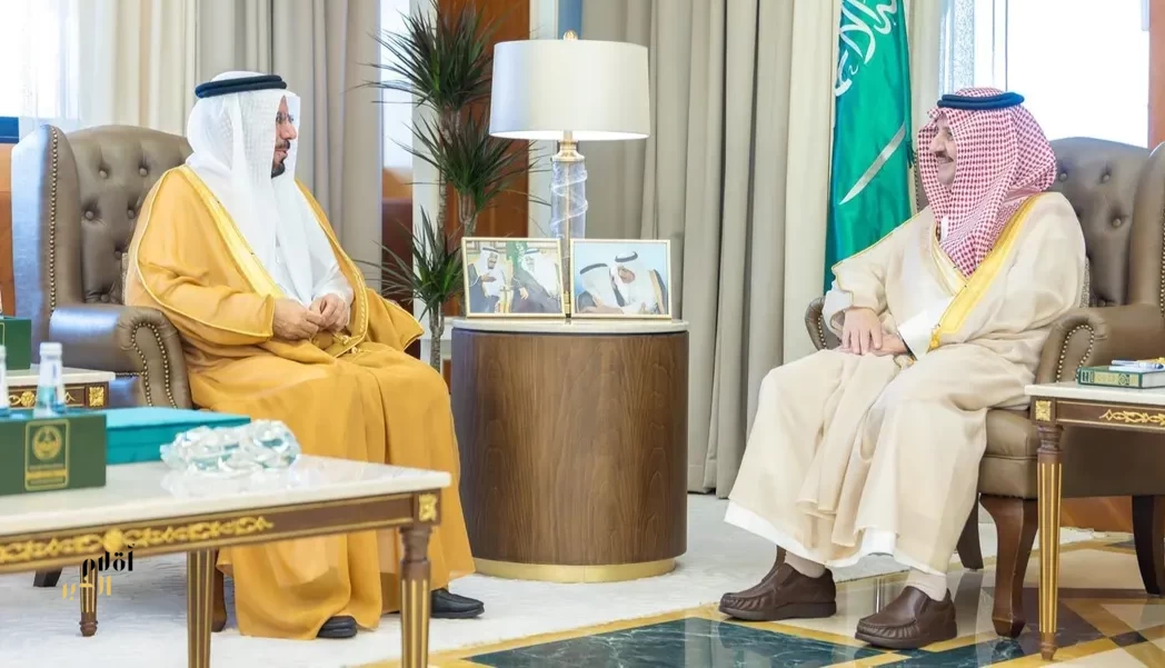 أمير المنطقة الشرقية يستقبل رئيس وأعضاء جمعية التواصل للتنمية المجتمعية