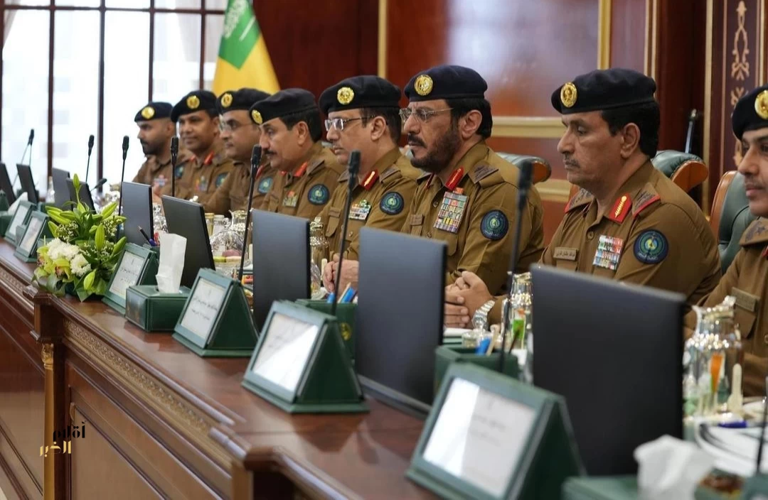 الحربي يزور الدفاع المدني ويطّلع على أحدث التقنيات