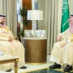 أمير المنطقة الشرقية يستقبل مساعد وزير الموارد البشرية والتنمية الاجتماعية للخدمات المشتركة
