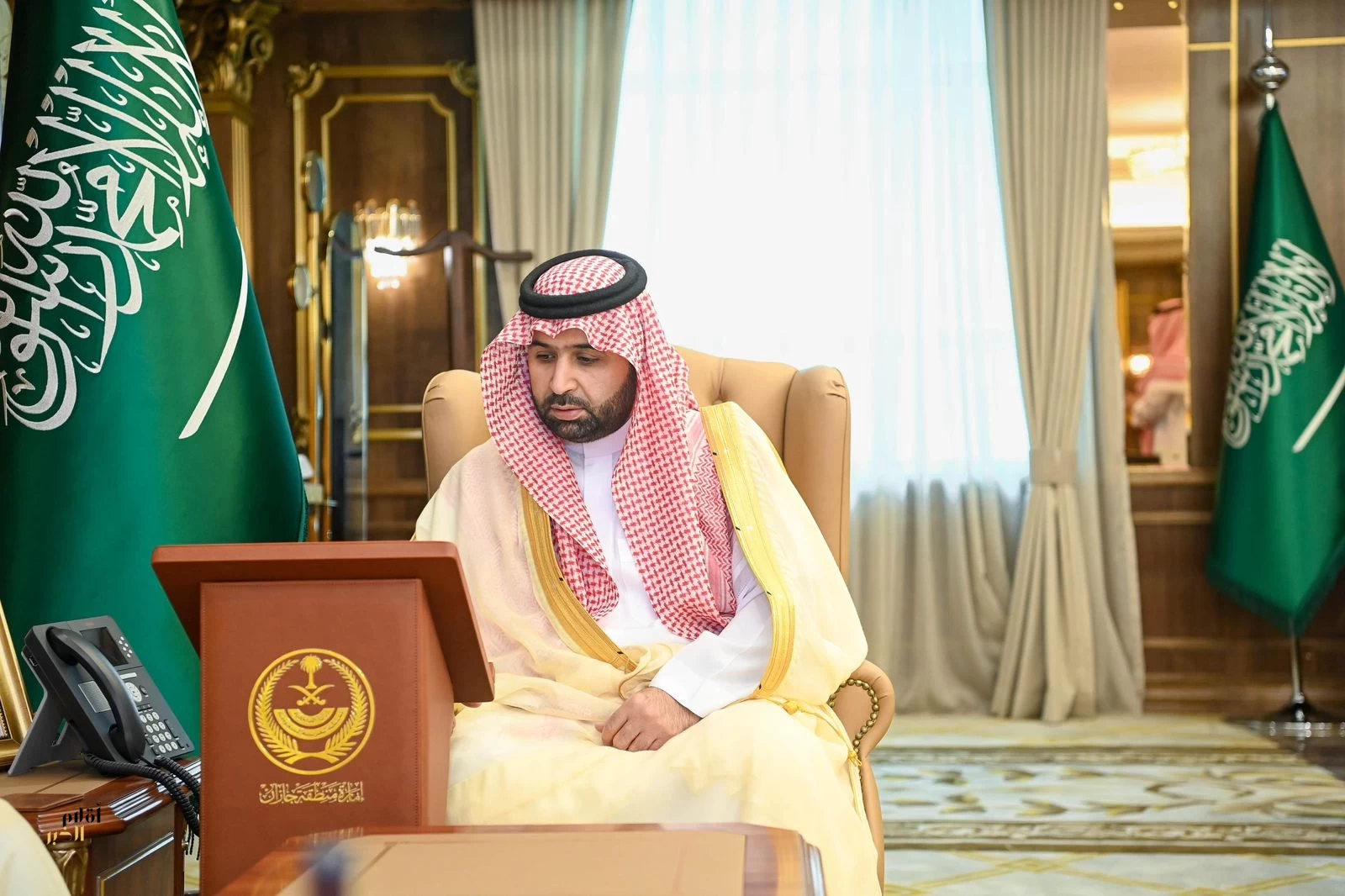 أمير منطقة جازان يدشّن الأسبوع العالمي للتحصين