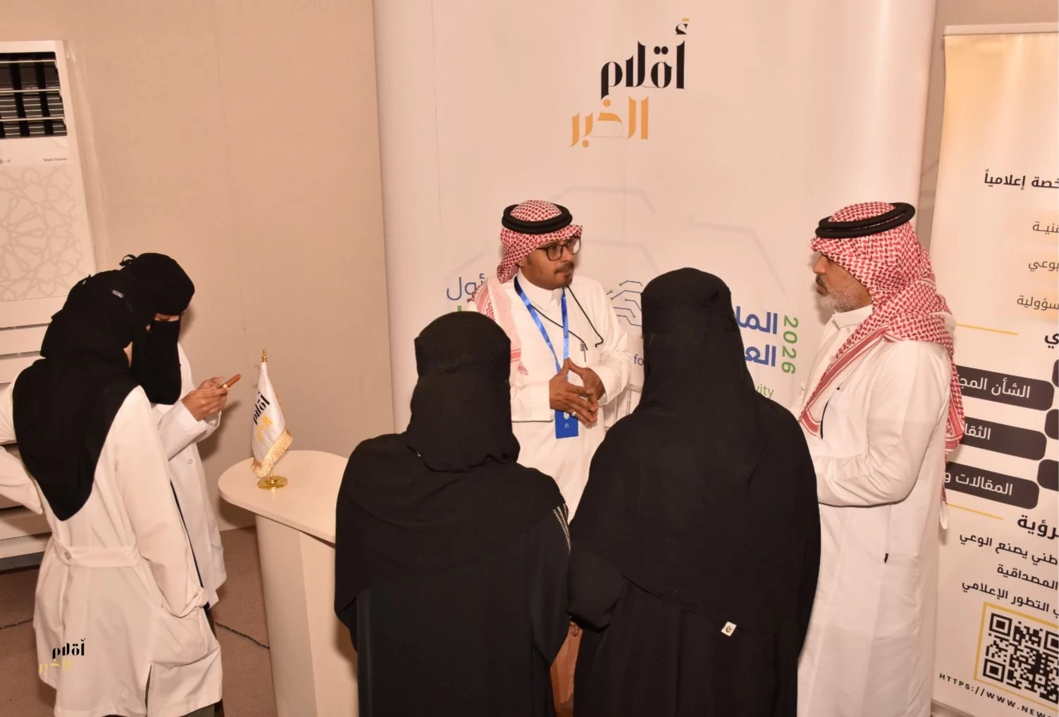 أقلام الخبر تشارك بجناح إعلامي في الملتقى العلمي الطلابي الأول بكلية النهضة وتتفرد بتغطية فعالياته