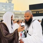 «بلغاتهم».. رئاسة الشؤون الدينية تعزّز خدمة الحجاج بجهاز الترجمة الفوريّة في الحرمين الشريفين