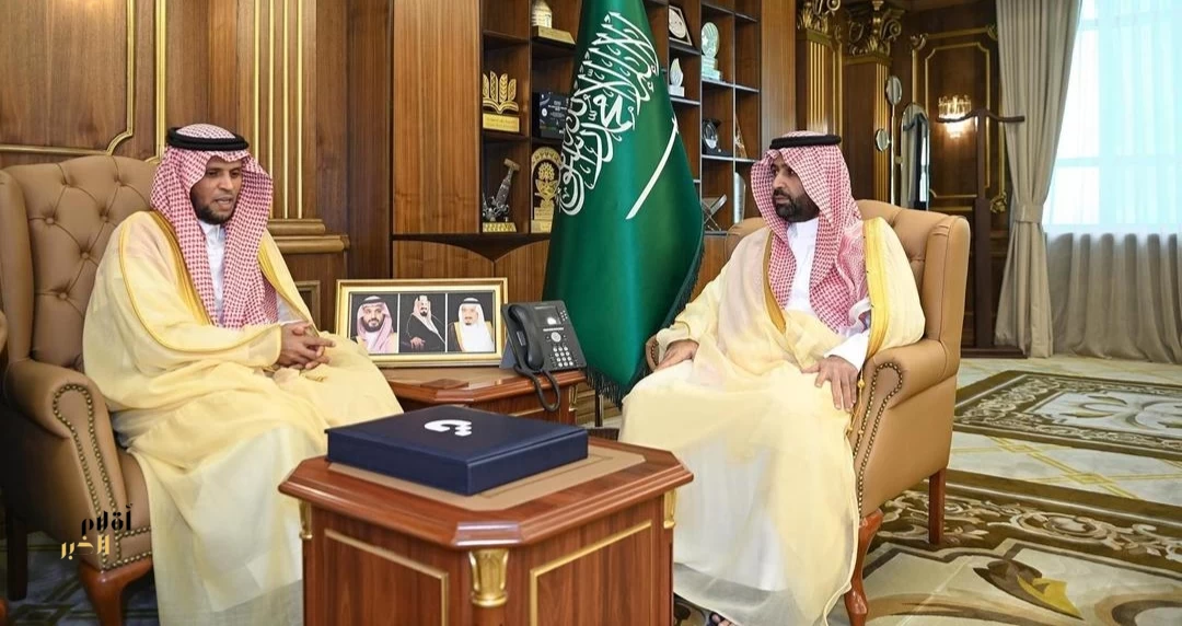 أمير جازان يتسلّم التقرير السنوي لفرع بنك التنمية بالمنطقة لعام 2025
