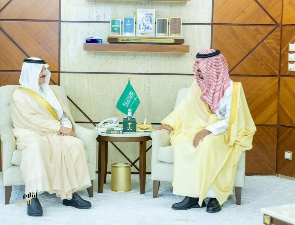 أمير المنطقة الشرقية يستقبل رئيس وأعضاء مجلس إدارة جمعية السينما