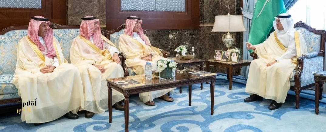 محافظ الأحساء يستقبل مساعد وزير الصحة