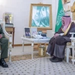 أمير القصيم يستقبل مدير جوازات المنطقة بمناسبة انتهاء فترة عمله