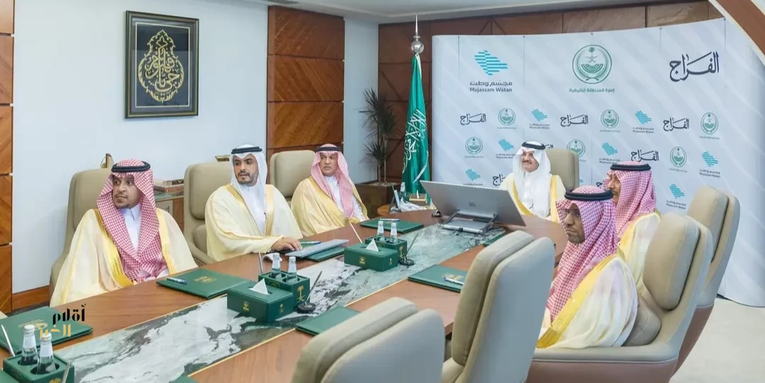 أمير المنطقة الشرقية يستقبل القائمين على مجسم "التلاقي"
