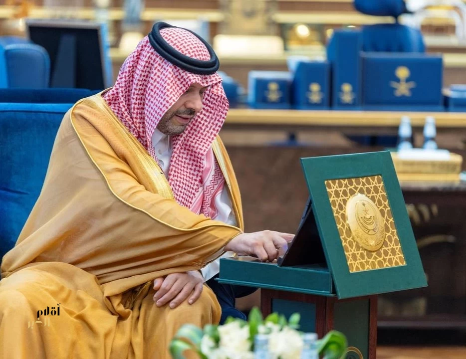 أمير الحدود الشمالية يدشّن الدورة السادسة من جائزة التميز في العمل الأهلي
