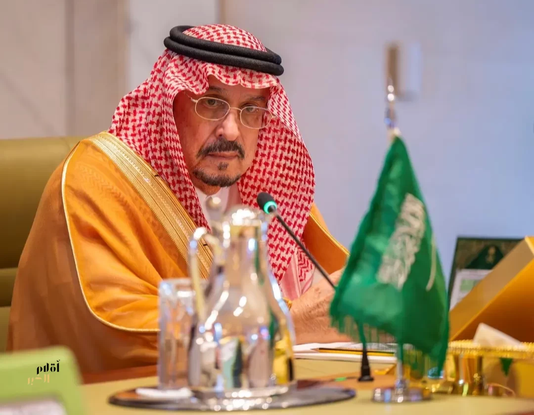 أمير منطقة الرياض يرأس اجتماعًا لاستعراض تفعيل مسار الشمال ضمن موسم شتاء السعودية