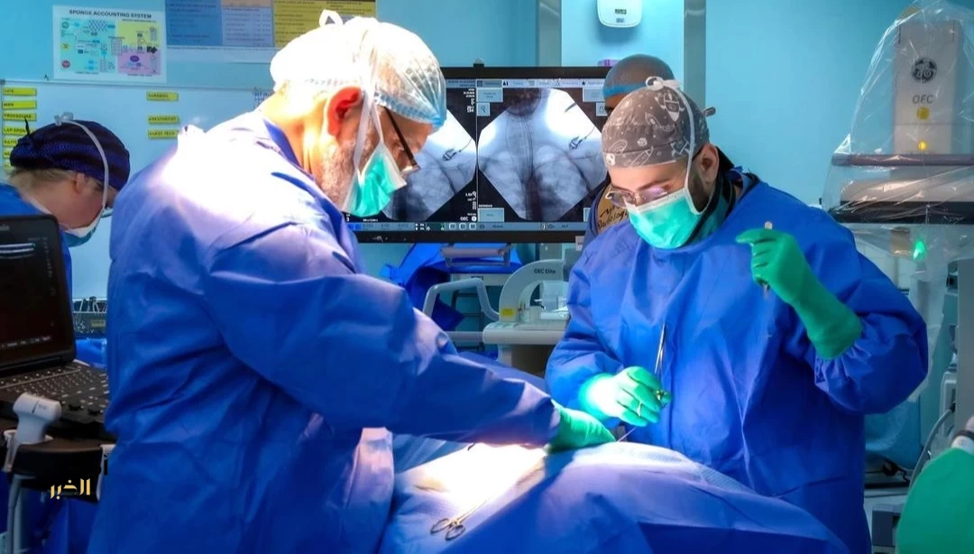 التخصصي" يجري غسيلًا لرئتي طفلة في العاشرة من عمرها في جلسة واحدة لعلاج مرض رئوي نادر