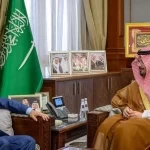 أمير المدينة المنورة يستقبل القنصل العام لجمهورية الجزائر بجدة