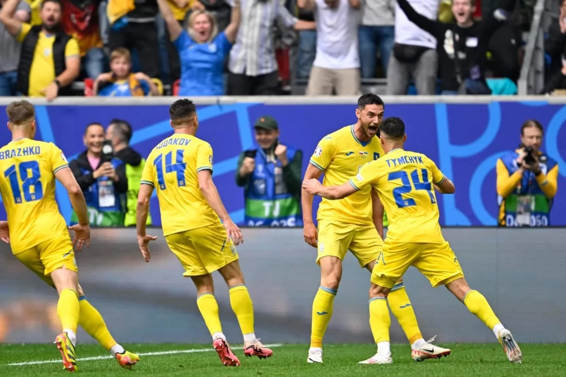 أوكرانيا تقلب الطاولة على سلوفاكيا وتعود لسكة الانتصارات