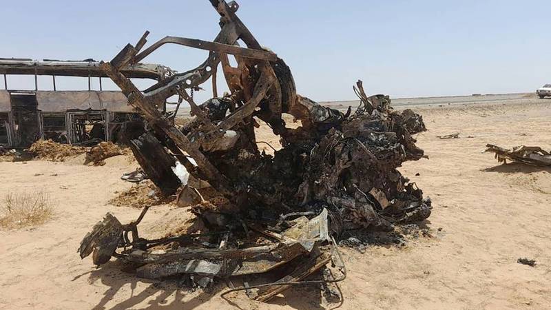 مصرع 10 أشخاص وإصابة 14 آخرين في حادث تصادم بمصر