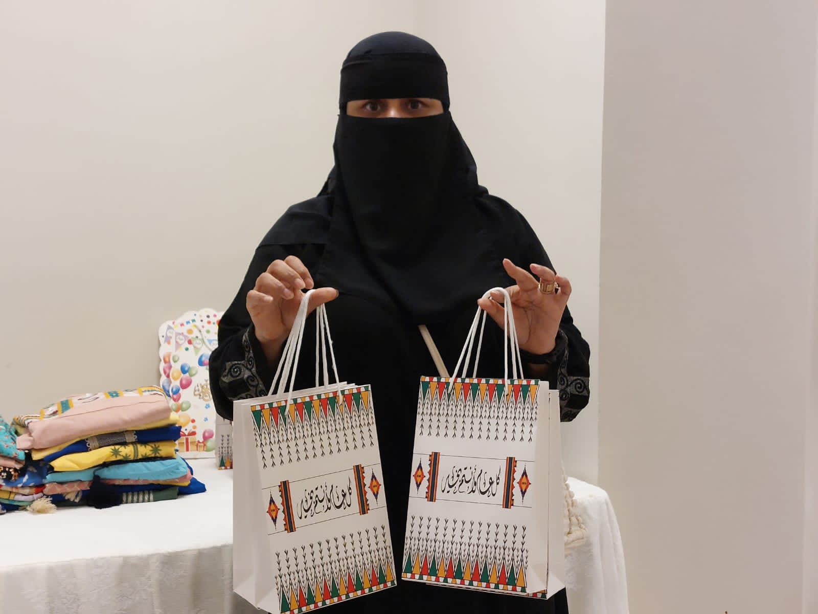 العيد من أهم وأحب المناسبات التي تُدخل البهجة والسرور على نفوس نزلاء الدار من المسنين