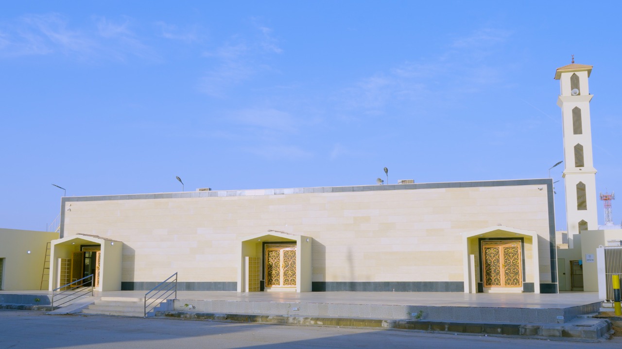 مؤسسة عبدالله الراجحي الخيرية  ترمم جامع "المغيرة بن شعبة" في حفر الباطن