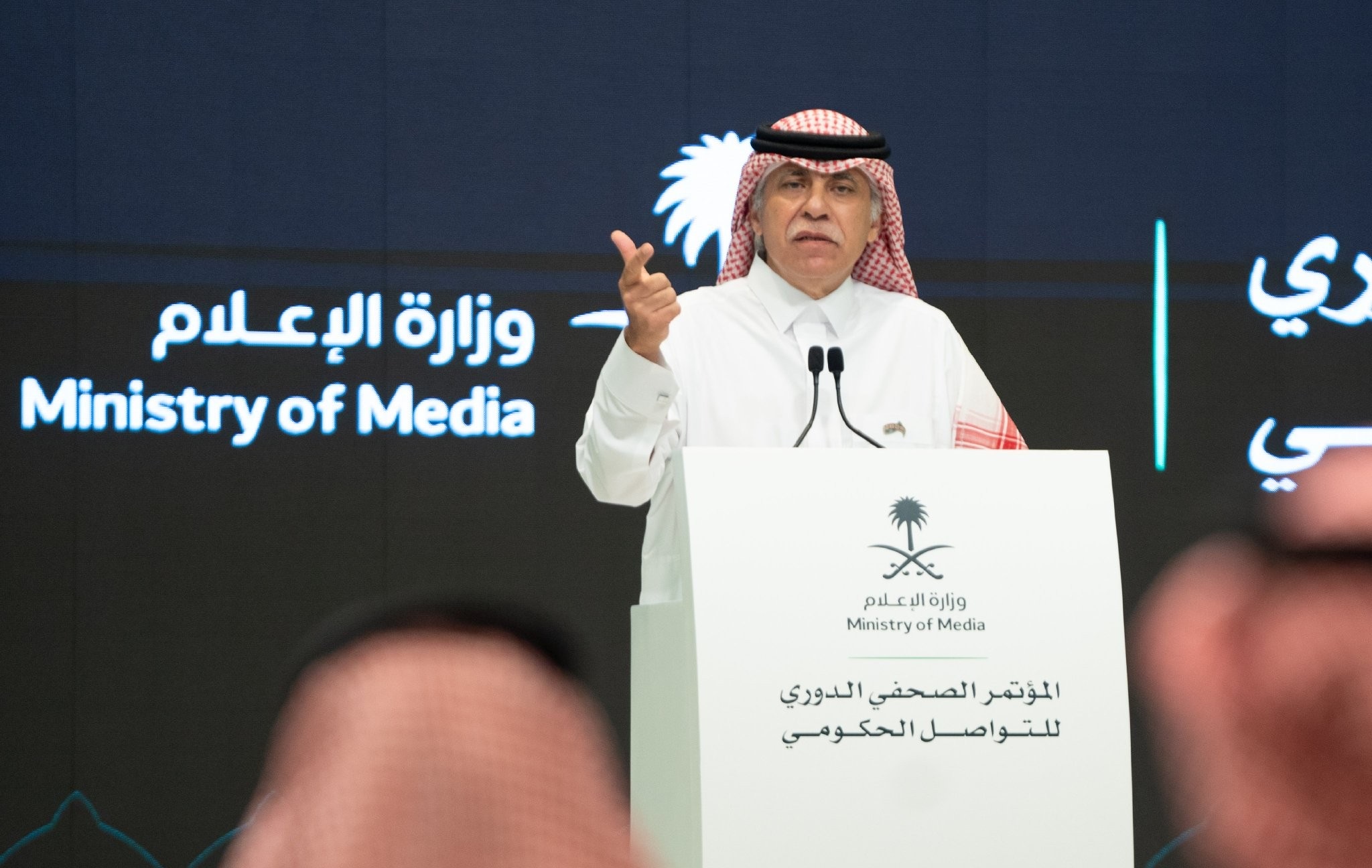 ‏⁧‫#عاجل‬⁩ ‏وزير الإعلام المكلف: قرار ضريبة القيمة المضافة سيُراجع بعد نهاية جائحة ⁧‫#كورونا‬⁩.