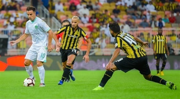 الدوري السعودي: مواجهة مثيرة بين الاتحاد والأهلي في "ديربي جدة"