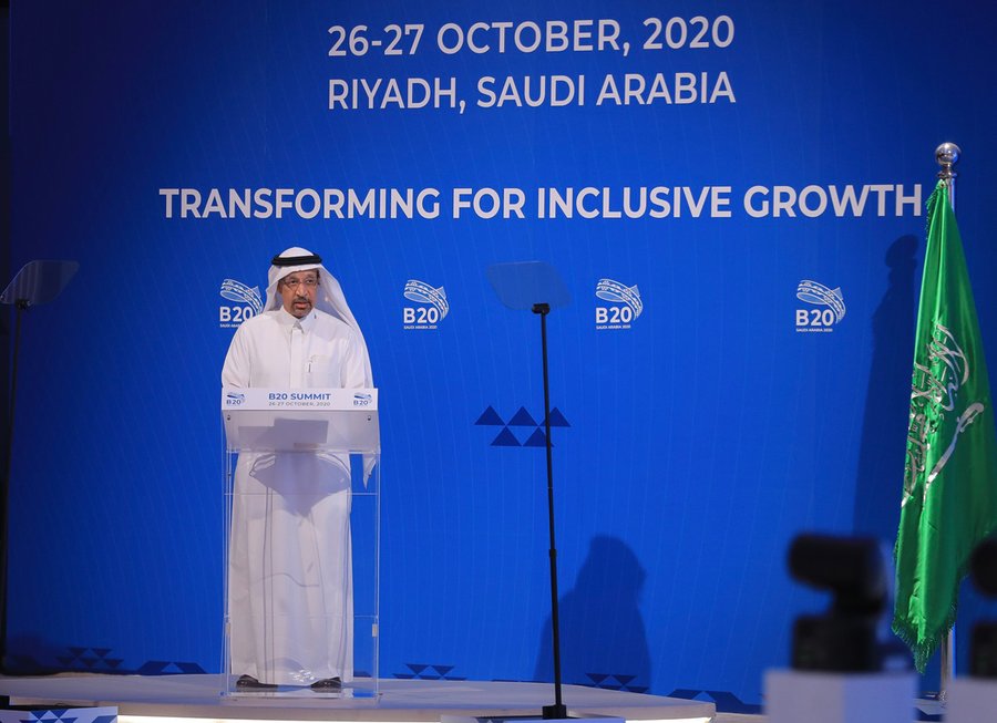 نيابة عن خادم الحرمين الشريفين.. وزير الاستثمار يتسلم البيان الختامي لمجموعة تواصل الأعمال (B20)