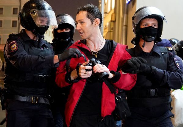 اعتقال أكثر من 140 شخصاً في موسكو إثر تظاهرة للمعارضة