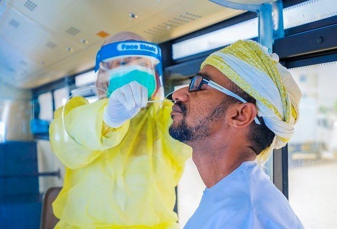 عمان : 1,145 إصابة جديدة بفيروس كورونا ترفع الإجمالي إلى 73,791