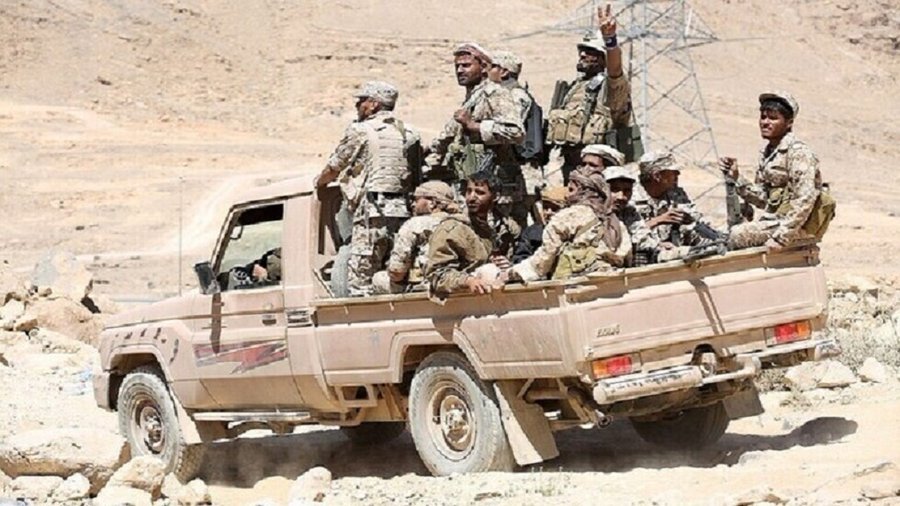 الجيش اليمني يحقق تقدما بإسناد من القبائل و"طيران التحالف"