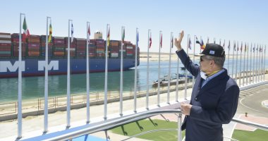 قناة السويس تسجل عبور 19311 سفينة بحمولات 1.21 مليار طن خلال عام.. صور