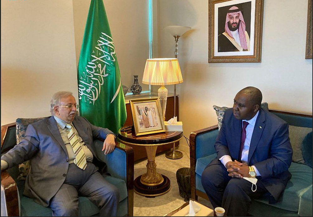 السفير المعلمي يستقبل مندوب جمهورية الغابون الدائم لدى الأمم المتحدة