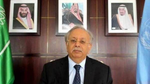 السفير المعلمي يؤكد أن استهداف ميليشيا الحوثي الإرهابية للمدنيين الأبرياء في المملكة جريمة ‏حرب شنيعة