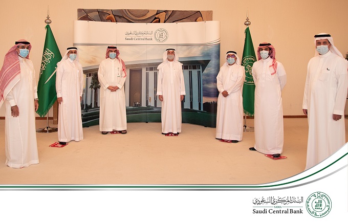 محافظ البنك المركزي السعودي يكرّم شركتي تأمين بعد نفاذ اندماجهما